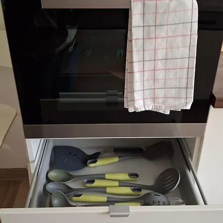 Salotto Di Lazia شقة باد شيلاباك